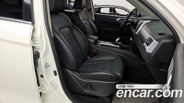 KG Mobility (SsangYong) Rexton Diesel 2.2 4WD Prestige 2023 — фото 32