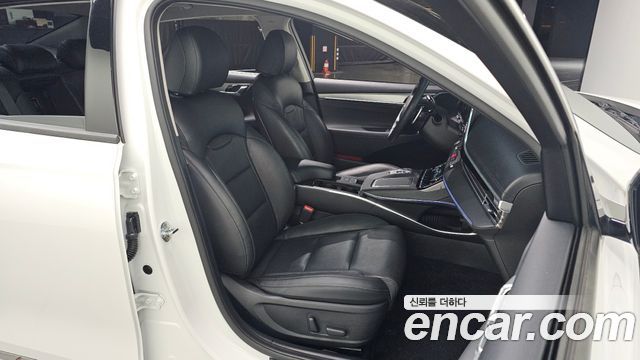 Hyundai Grandeur (IG) 2.5 Le Blanc 2023 — фото 16