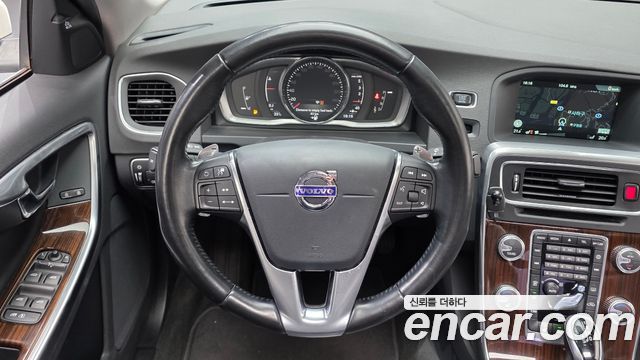 Volvo S60 D4 2nd 2017 — фото 13