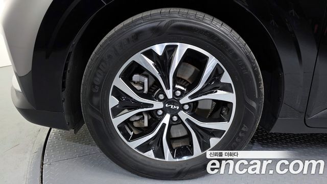 Kia Carnival (IV) Gasoline 9-Seater Prestige 2023 — фото 5