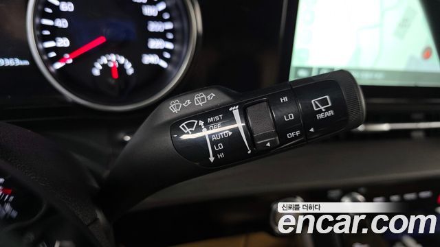 Kia Carnival (IV) Gasoline 9-Seater Prestige 2023 — фото 20