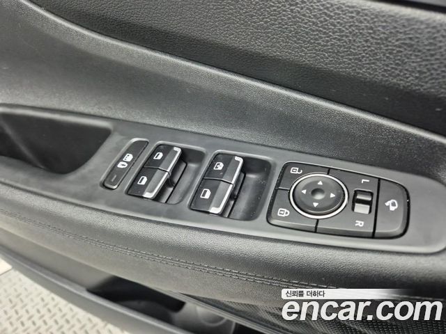 Hyundai Santa Fe Diesel 2.2 2WD Premium 2021 — фото 19