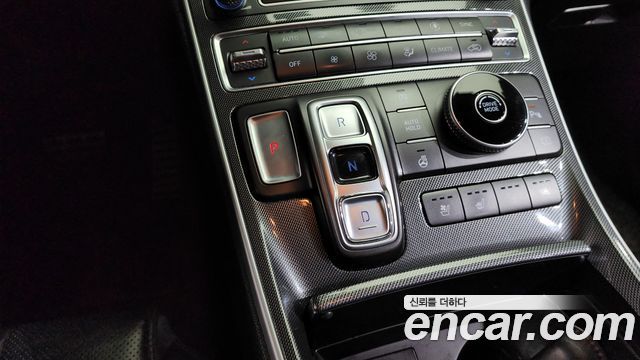 Hyundai Santa Fe Diesel 2.2 2WD Prestige 2021 — фото 9