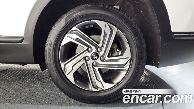 Hyundai Santa Fe Diesel 2.2 2WD Prestige 2021 — фото 21