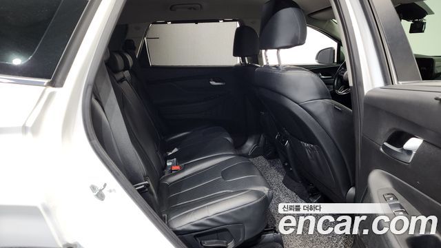 Hyundai Santa Fe Diesel 2.2 2WD Prestige 2021 — фото 26