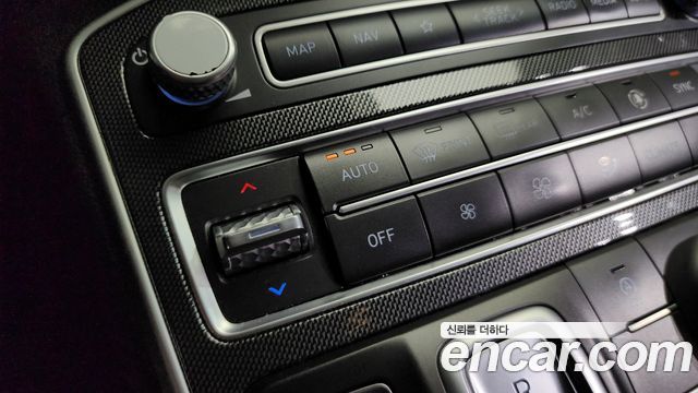 Hyundai Santa Fe Diesel 2.2 2WD Prestige 2021 — фото 29