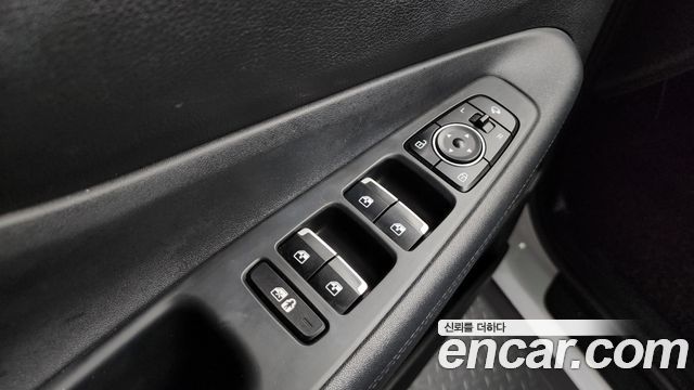 Hyundai Santa Fe Diesel 2.2 2WD Prestige 2021 — фото 36