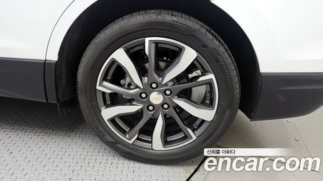 Chevrolet Next Equinox 2WD Premier 2022 — фото 21