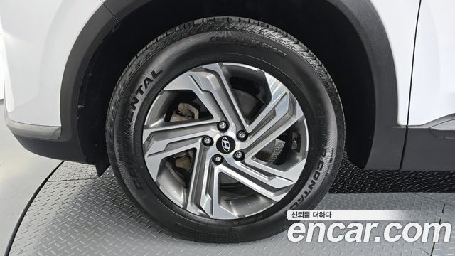 Hyundai Santa Fe Diesel 2.2 4WD Prestige 2023 — фото 5