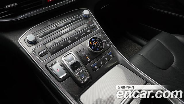 Hyundai Santa Fe Diesel 2.2 4WD Prestige 2023 — фото 9
