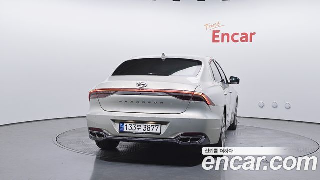 Hyundai Grandeur (IG) 2.5 Calligraphy 2021 — фото 4