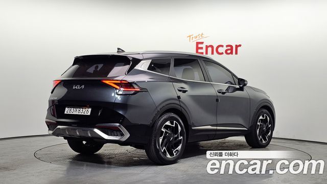 Kia Sportage (V) Diesel 2.0 2WD Nobleless 2022 — фото 2
