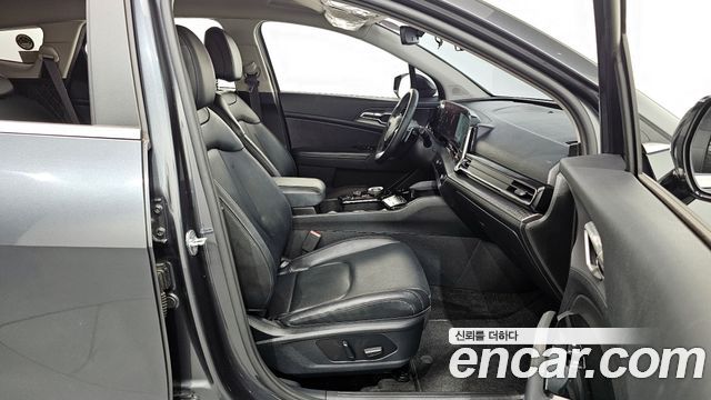 Kia Sportage (V) Diesel 2.0 2WD Nobleless 2022 — фото 11
