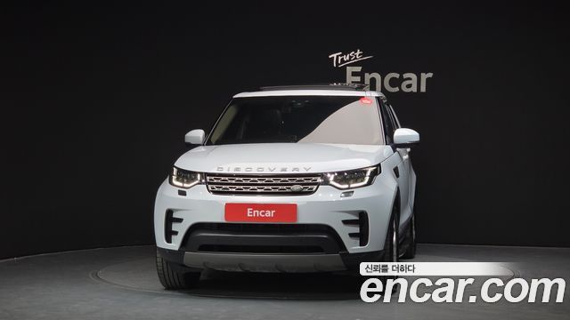 Land Rover Discovery 5 2.0 SD4 SE 2019 — фото 3