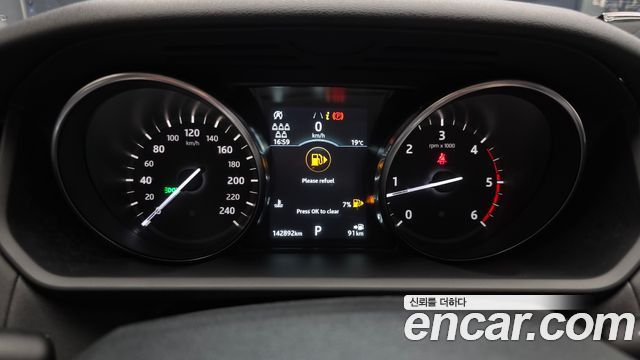 Land Rover Discovery 5 2.0 SD4 SE 2019 — фото 8