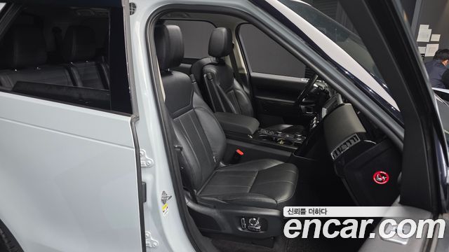 Land Rover Discovery 5 2.0 SD4 SE 2019 — фото 12