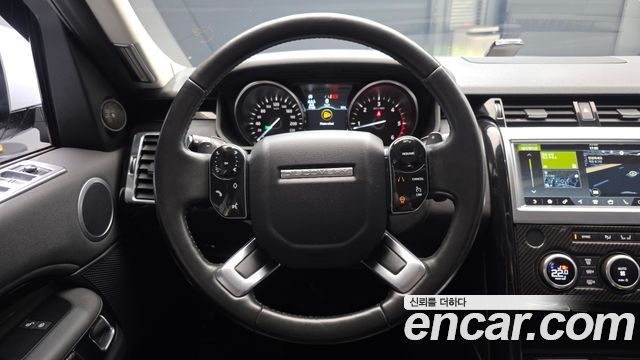 Land Rover Discovery 5 2.0 SD4 SE 2019 — фото 13