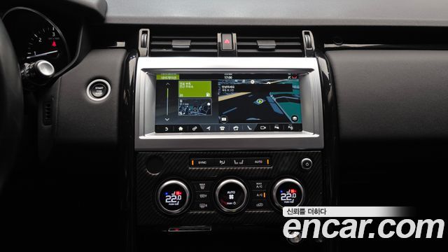 Land Rover Discovery 5 2.0 SD4 SE 2019 — фото 16