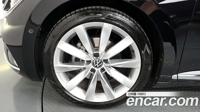 Volkswagen Arteon 2.0 TDI Prestige 2023 — фото 5