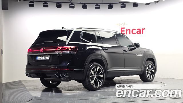 Volkswagen Atlas 2.0 TSI R-LINE 6-Seater 2025 — фото 2