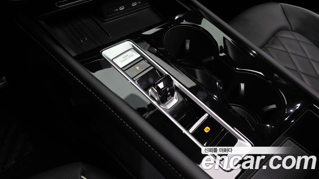 Volkswagen Atlas 2.0 TSI R-LINE 6-Seater 2025 — фото 9