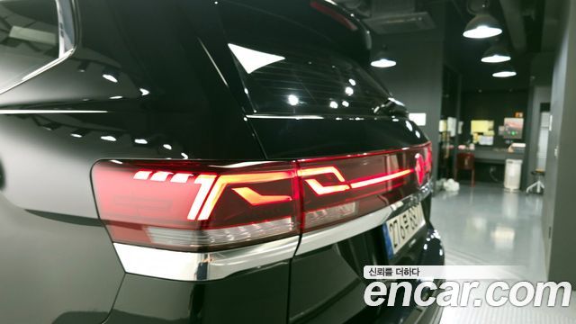 Volkswagen Atlas 2.0 TSI R-LINE 6-Seater 2025 — фото 23