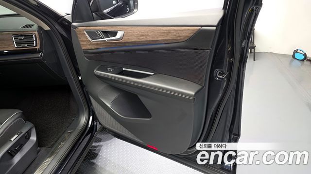 Volkswagen Atlas 2.0 TSI R-LINE 6-Seater 2025 — фото 24