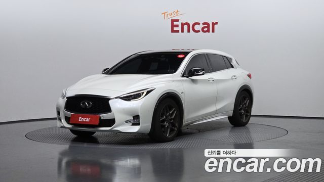 Infiniti Q30 2.0 Premium