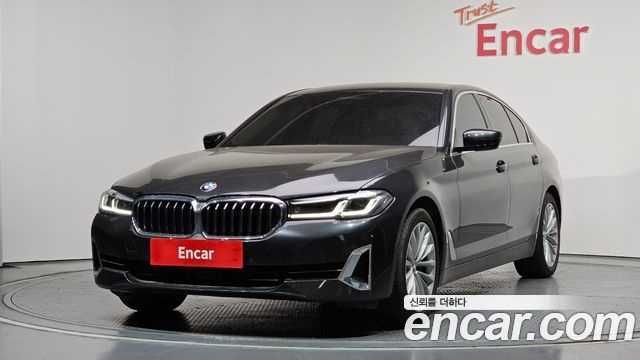 BMW 5 Series (G30) 530i Luxury