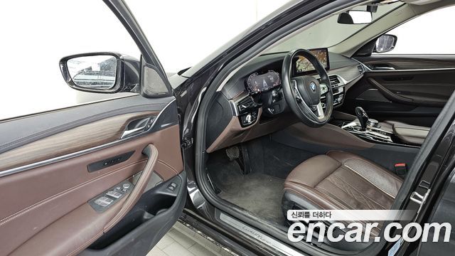 BMW 5 Series (G30) 530i Luxury 2022 — фото 10