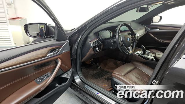 BMW 5 Series (G30) 530i M Sport Package Plus 2018 — фото 10