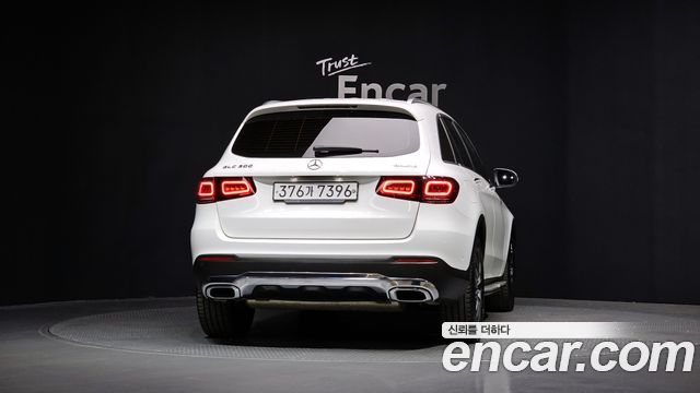 Mercedes-Benz GLC-Class (X253) GLC300 4MATIC 2020 — фото 4