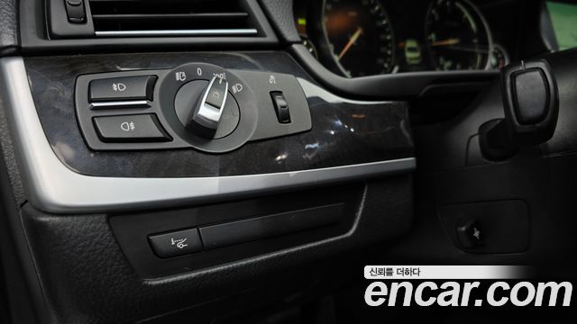 BMW 5 Series (F10) 520d 2013 — фото 14