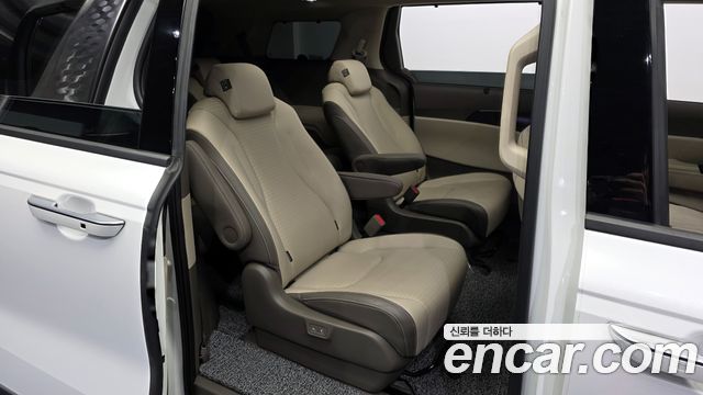 Kia Carnival (IV) Diesel 9-Seater Signature 2023 — фото 11