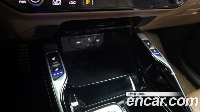 Kia Sorento (IV) Diesel 2.2 4WD Signature 2024 — фото 16