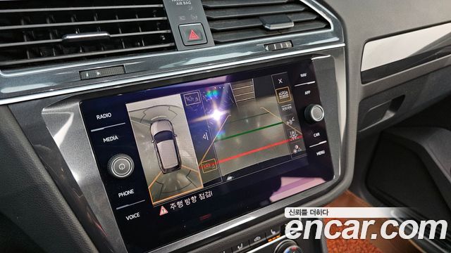 Volkswagen Tiguan (II) 2.0 TDI 4Motion Prestige 2018 — фото 14