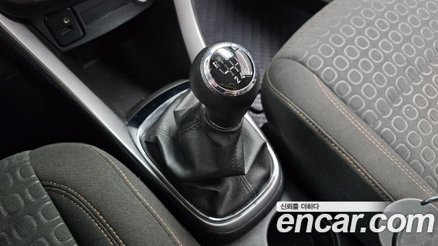Chevrolet Trax 1.4 LS Deluxe 2019 — фото 9