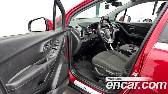 Chevrolet Trax 1.4 LS Deluxe 2019 — фото 10
