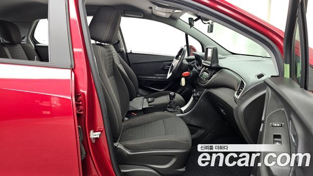 Chevrolet Trax 1.4 LS Deluxe 2019 — фото 11