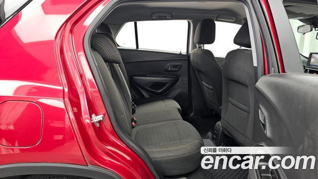 Chevrolet Trax 1.4 LS Deluxe 2019 — фото 12