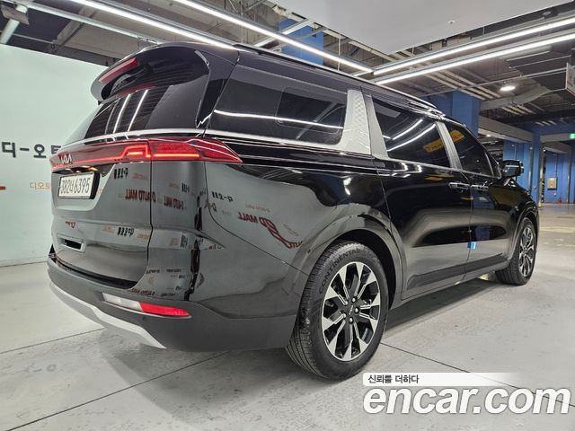 Kia Carnival (IV) Gasoline 9-Seater Prestige 2023 — фото 6