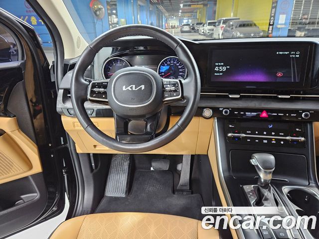 Kia Carnival (IV) Gasoline 9-Seater Prestige 2023 — фото 8