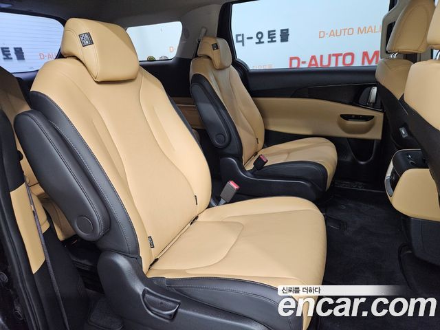 Kia Carnival (IV) Gasoline 9-Seater Prestige 2023 — фото 17