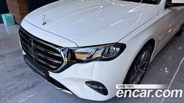 Mercedes-Benz E-Class (W214) E220d 4MATIC Exclusive 2024 — фото 3