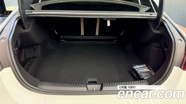 Mercedes-Benz E-Class (W214) E220d 4MATIC Exclusive 2024 — фото 17