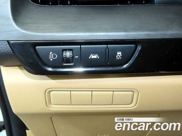 Kia Carnival (IV) Diesel 11-Seater Prestige 2023 — фото 18