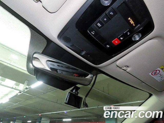 Kia Carnival (IV) Diesel 11-Seater Prestige 2023 — фото 21