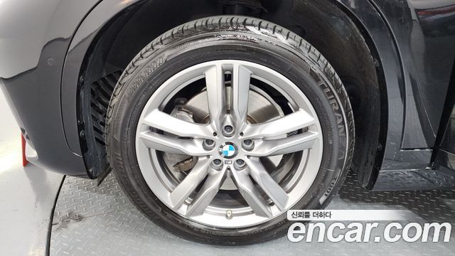 BMW X1 (F48) xDrive 20i M Sport 2022 — фото 5