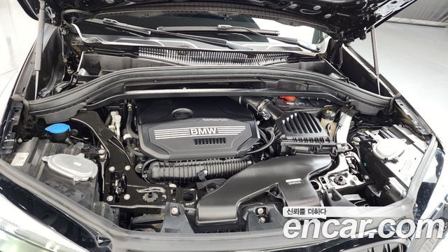 BMW X1 (F48) xDrive 20i M Sport 2022 — фото 6