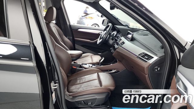 BMW X1 (F48) xDrive 20i M Sport 2022 — фото 32
